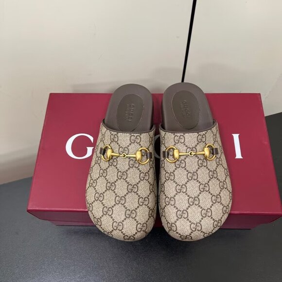 Gucci Women's Slippers - Picture 1 of 6